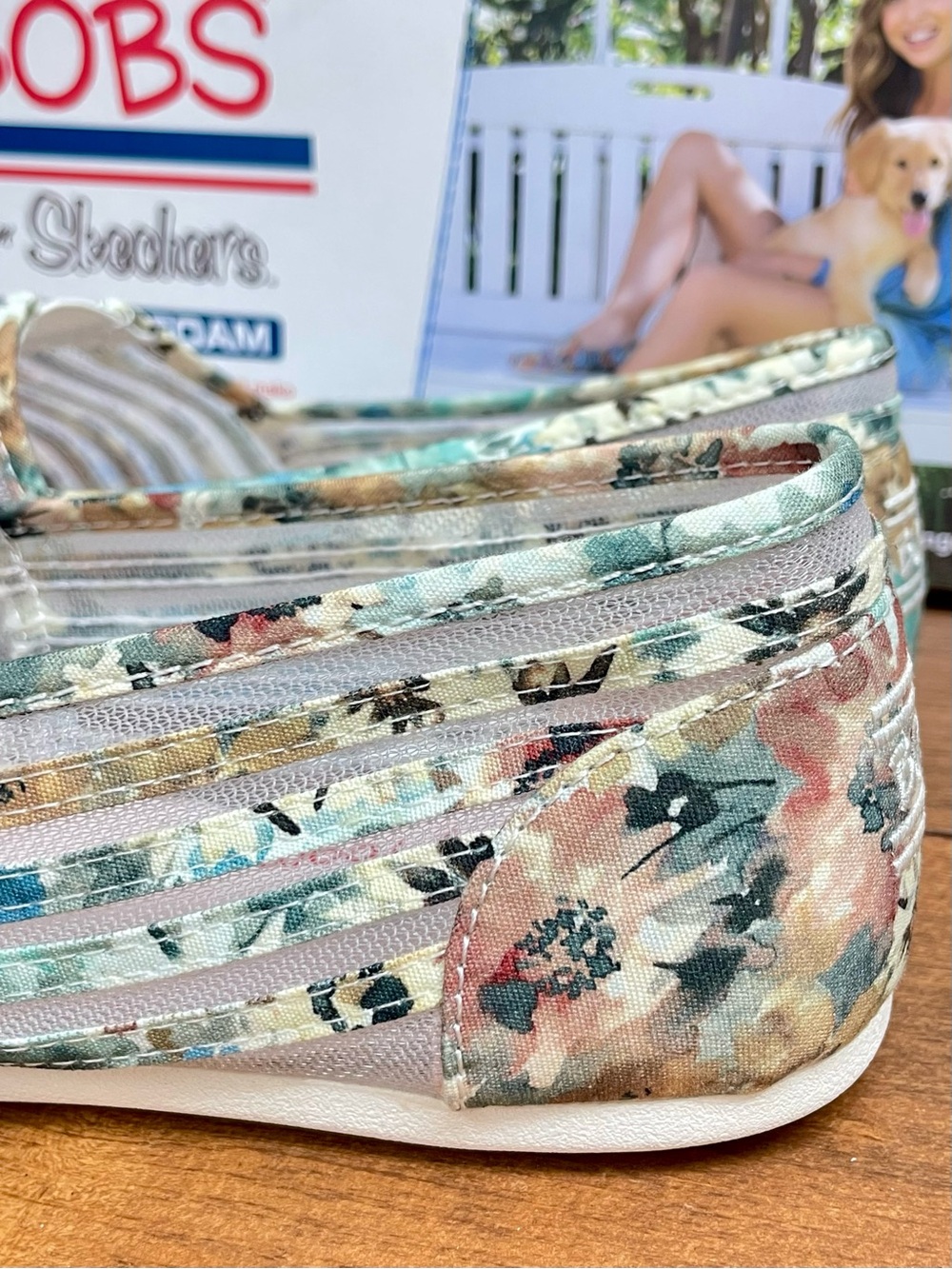 Skechers BOBS Plush Dreamin Daisy Floral Slip On Flats Size 10 NIB - Picture 4 of 11